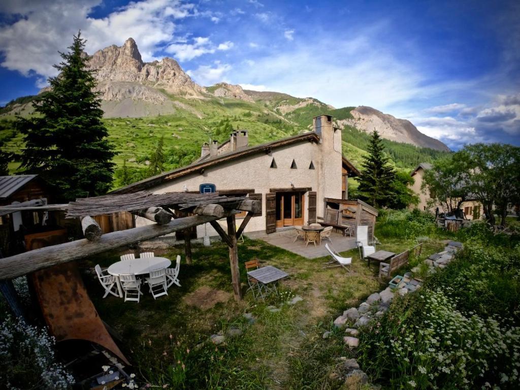 Villa Le Refuge Des Boussardes à Le Monêtier-les-Bains Extérieur photo